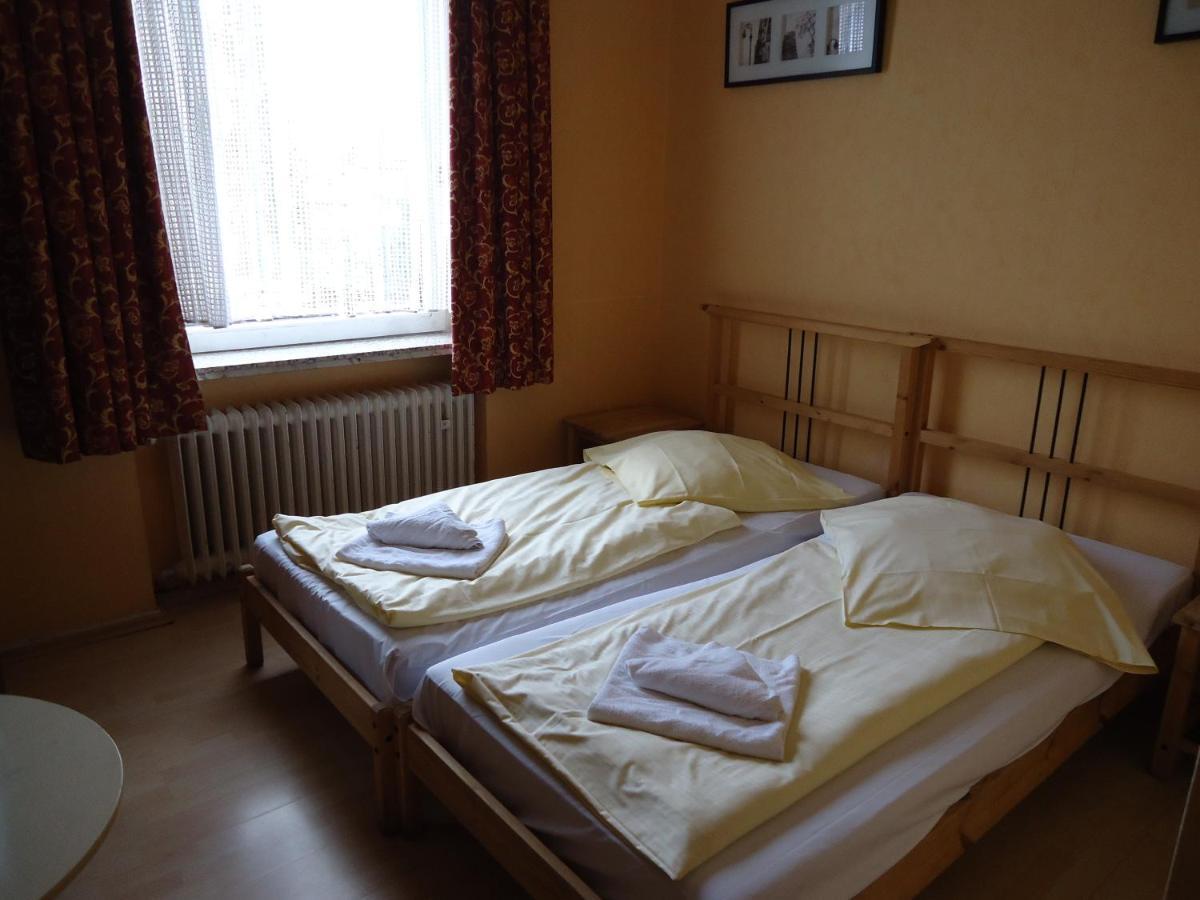 Hotel Schaum Düsseldorf Oda fotoğraf
